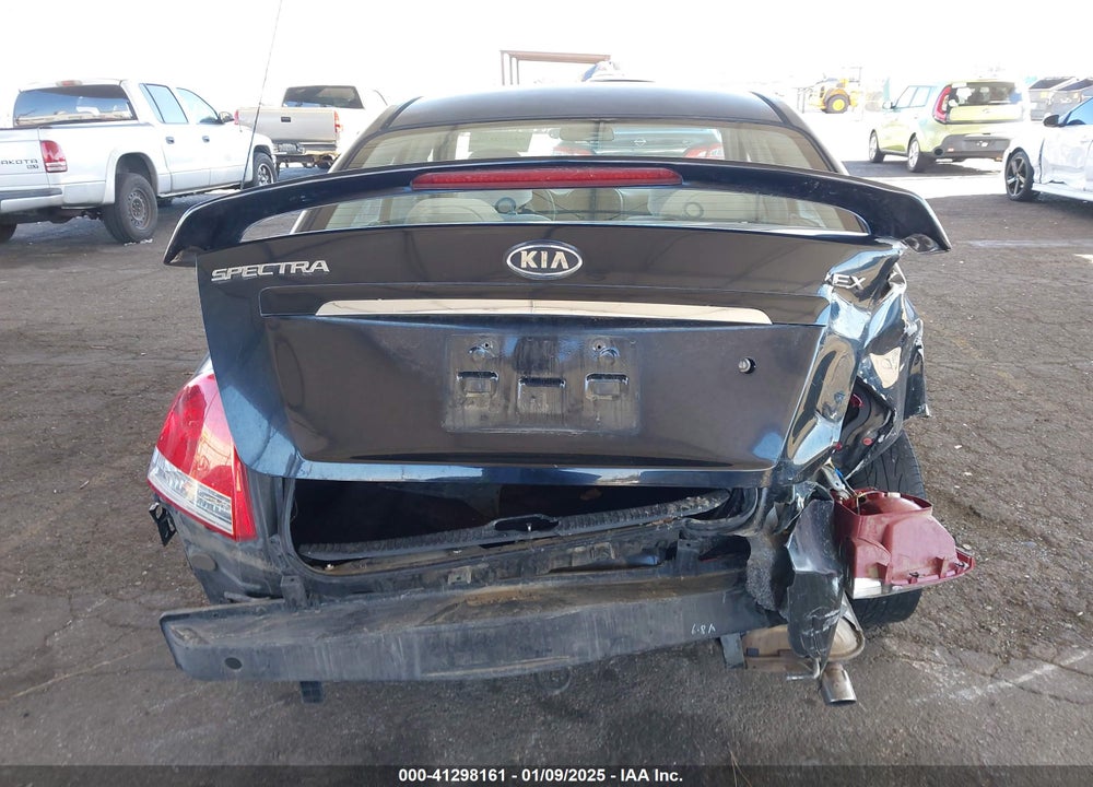 2007 KIA SPECTRA VIN: KNAFE121875486011