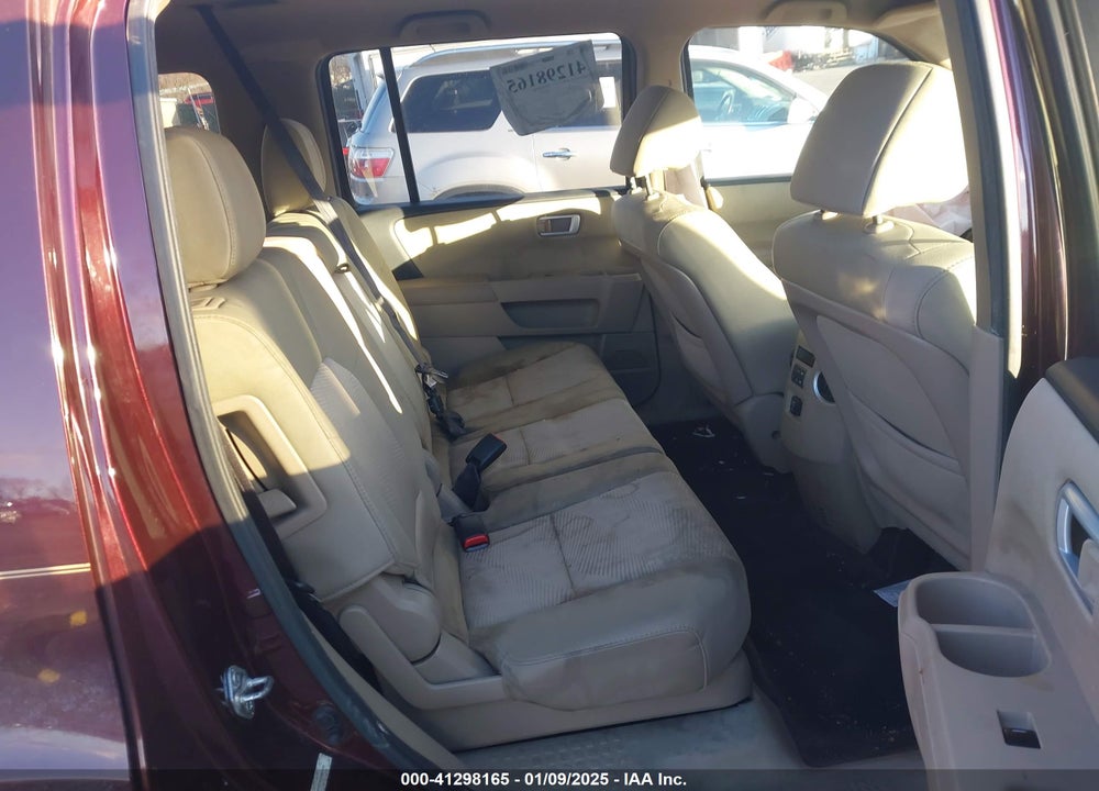 2013 HONDA PILOT LX VIN: 5FNYF4H23DB074986