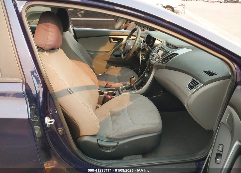 2014 HYUNDAI ELANTRA SE VIN: 5NPDH4AEXEH464290