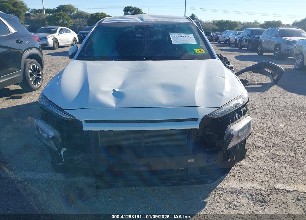 2019 HYUNDAI KONA SE VIN: KM8K12AAXKU256565