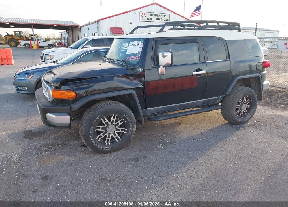 2008 TOYOTA FJ CRUISER VIN: JTEZU11F58K002679