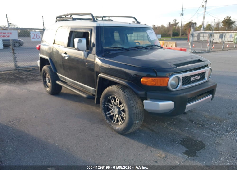 2008 TOYOTA FJ CRUISER VIN: JTEZU11F58K002679