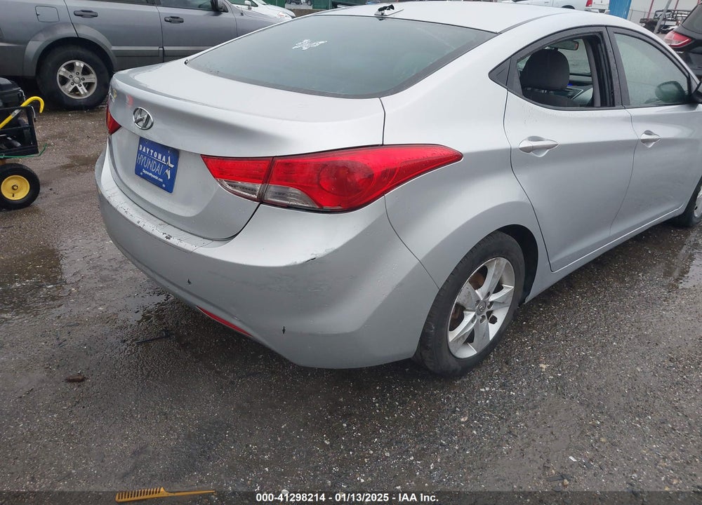 2013 HYUNDAI ELANTRA VIN: 5NPDH4AE1DH349995