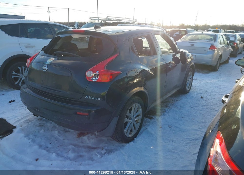 2011 NISSAN JUKE SV VIN: JN8AF5MV3BT012705