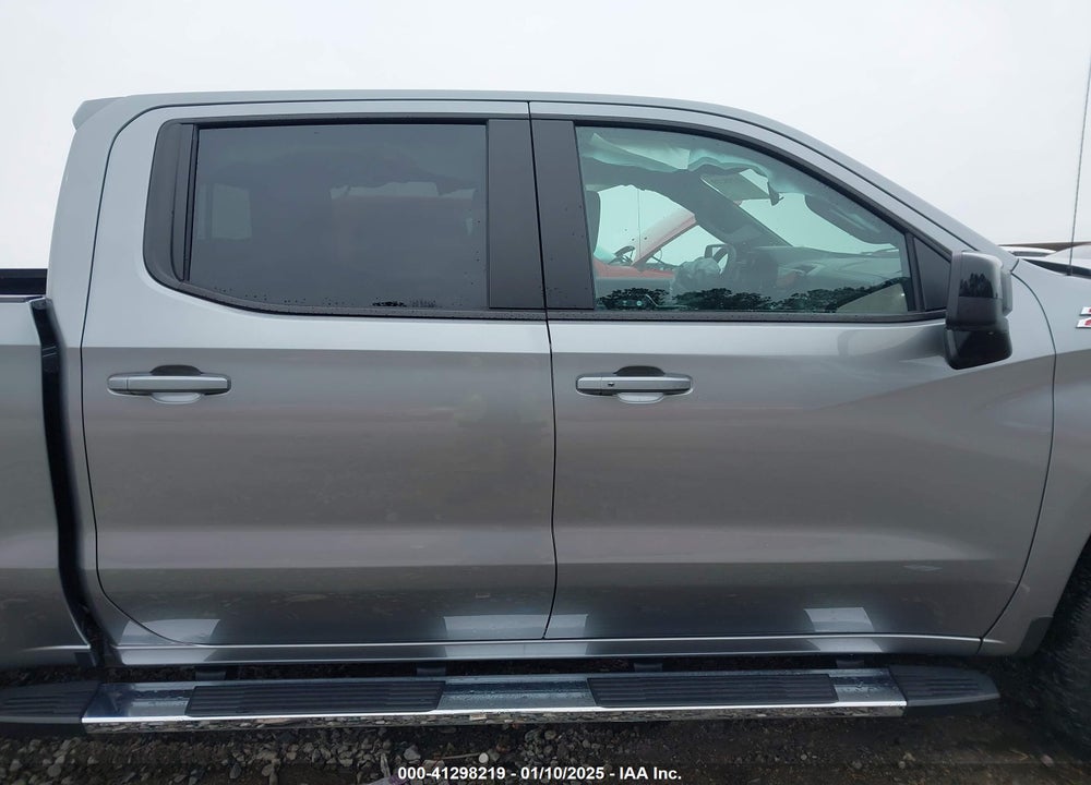 2024 CHEVROLET SILVERADO 1500 VIN: 2GCUDEED5R1257039