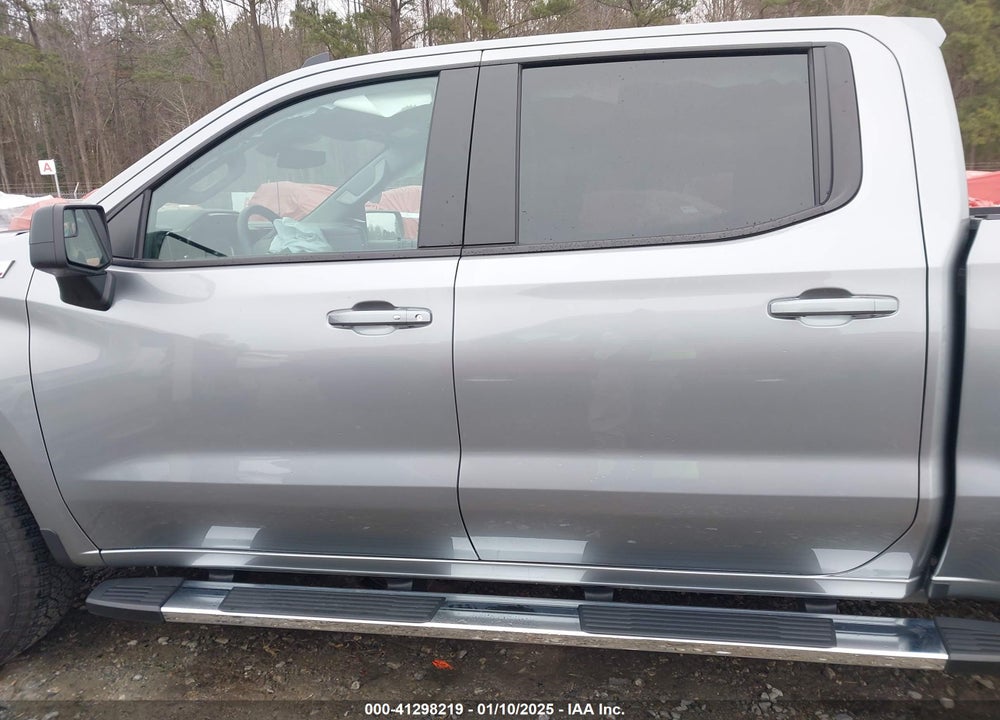 2024 CHEVROLET SILVERADO 1500 VIN: 2GCUDEED5R1257039