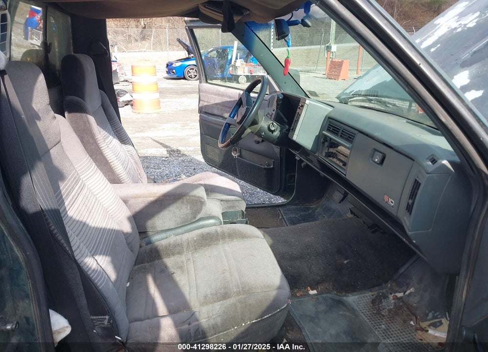 1993 CHEVROLET S TRUCK S10 VIN: 1GCCS14Z6P8191523
