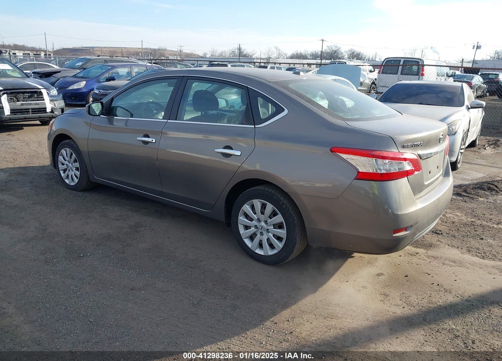 2015 NISSAN SENTRA SV VIN: 3N1AB7AP0FL629646