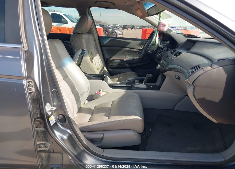 2008 HONDA ACCORD VIN: JHMCP26888C059436