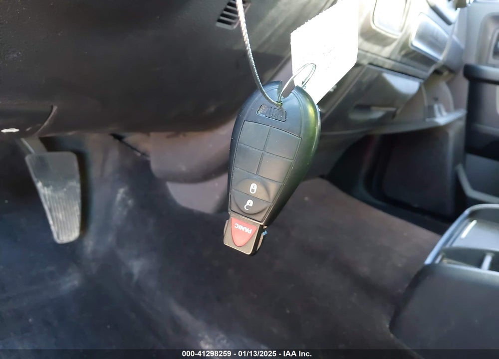 2013 RAM 1500 VIN: 1C6RR7KT7DS671339