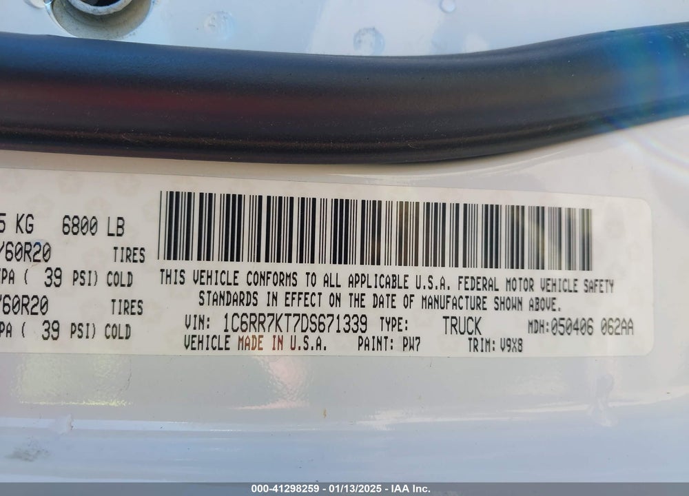 2013 RAM 1500 VIN: 1C6RR7KT7DS671339
