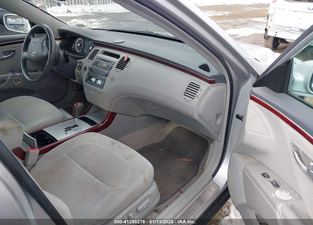 2007 HYUNDAI AZERA GLS VIN: KMHFC46D57A203467