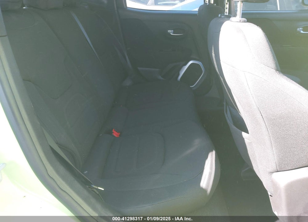 2018 JEEP RENEGADE LATITUDE FWD VIN: ZACCJABB9JPJ71823