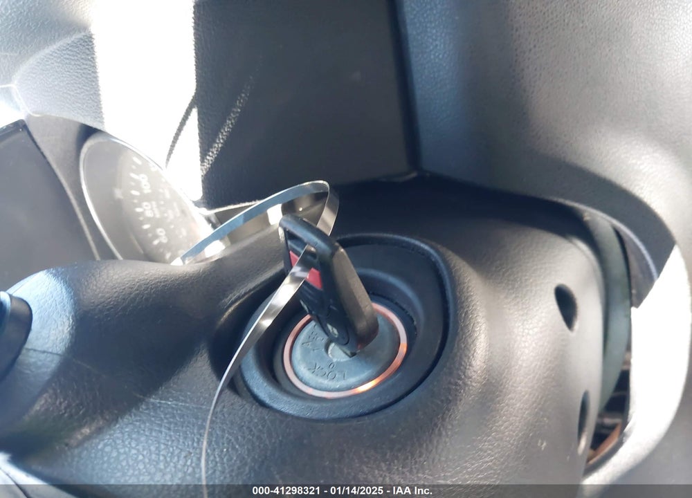 2011 NISSAN ROGUE S VIN: JN8AS5MV1BW266164