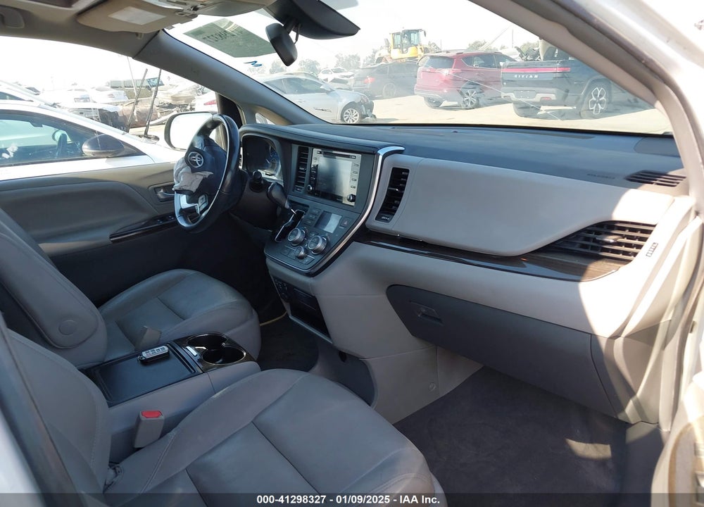2018 TOYOTA SIENNA XLE/XLE PREMIUM/LIMITED/LIMITED PREMIUM VIN: 5TDYZ3DC4JS937804