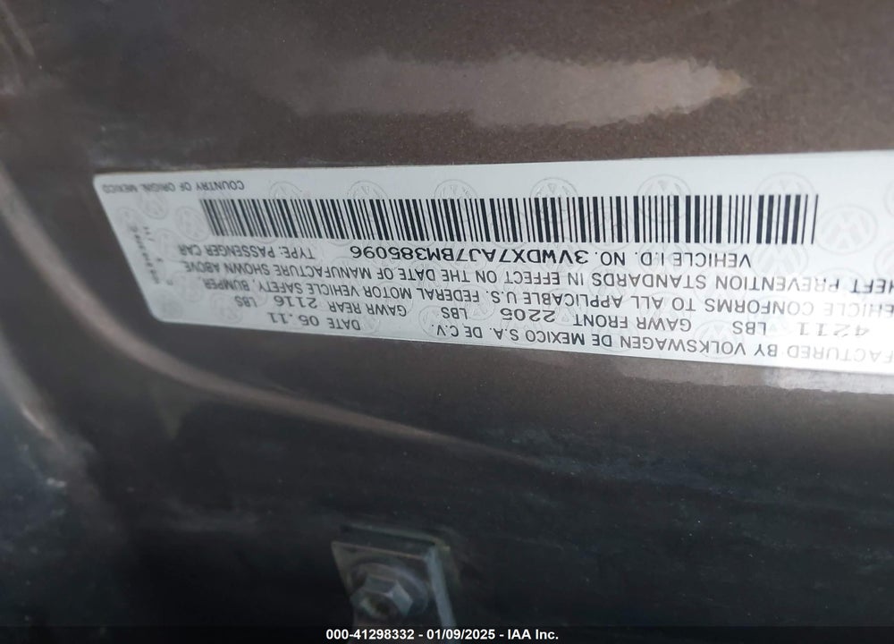 2011 VOLKSWAGEN JETTA VIN: 3VWDX7AJ7BM385096