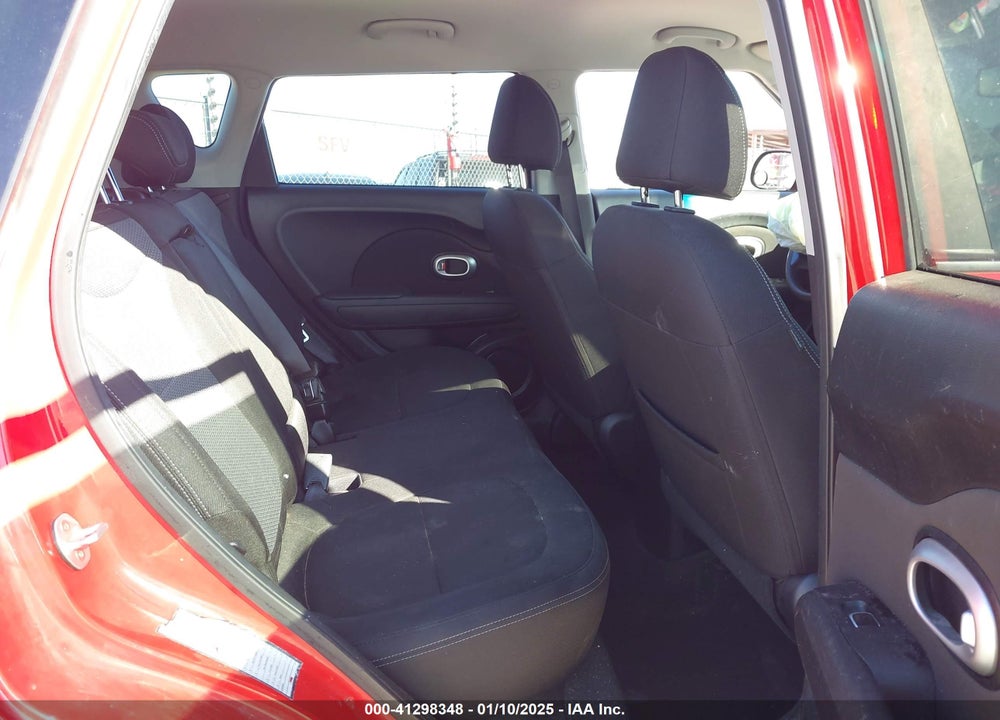 2019 KIA SOUL VIN: KNDJP3A50K7690855