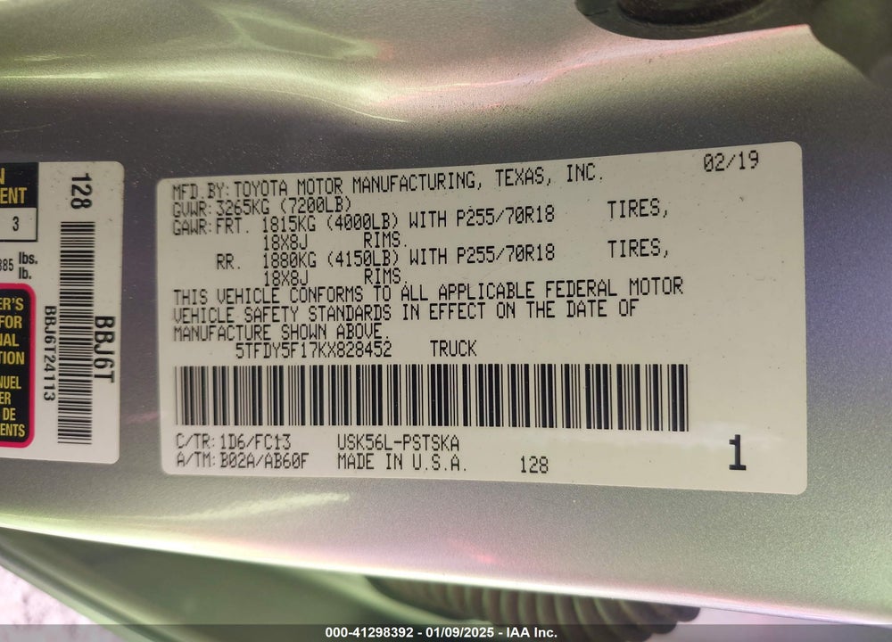 2019 TOYOTA TUNDRA SR5 5.7L V8 VIN: 5TFDY5F17KX828452