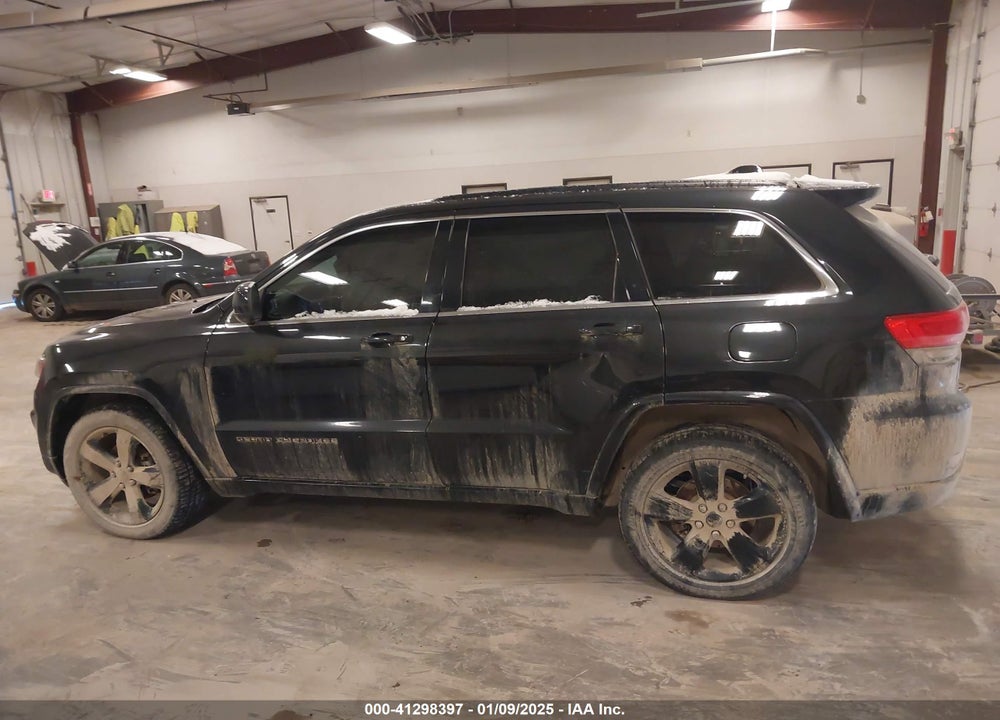 2015 JEEP GRAND CHEROKEE VIN: 1C4RJFAG3FC607827