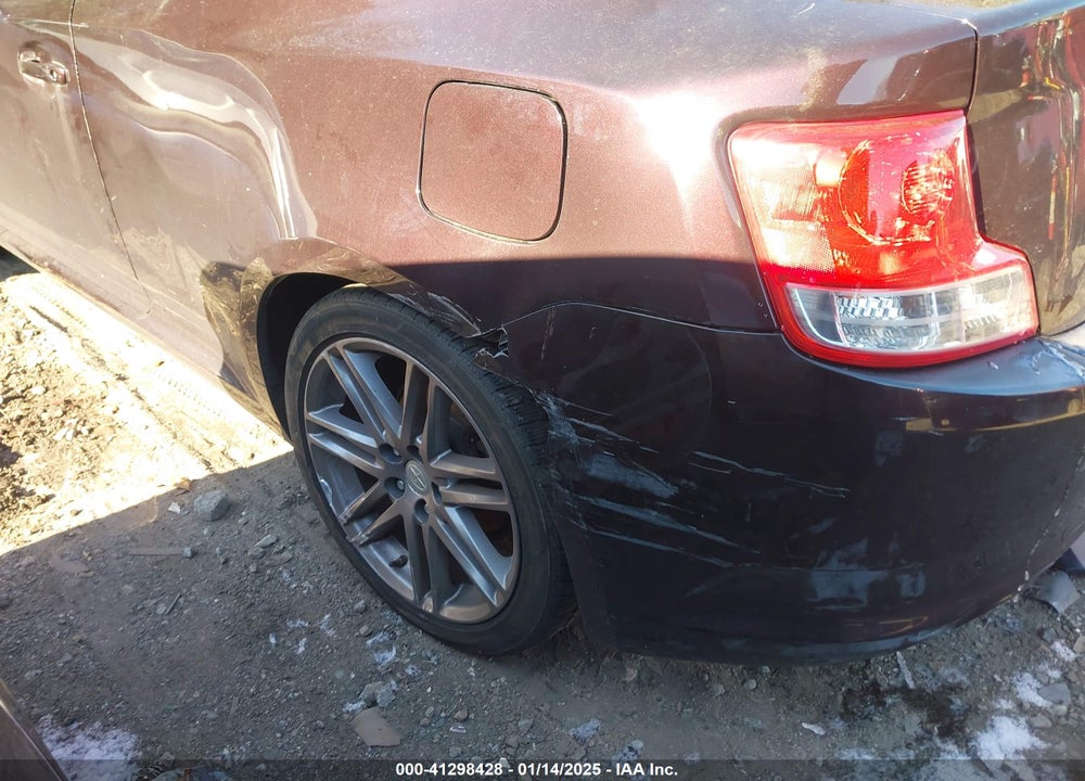 2011 SCION TC VIN: JTKJF5C79B3015549
