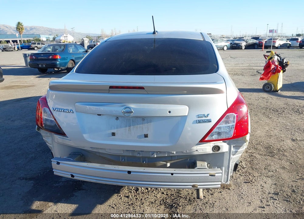 2018 NISSAN VERSA VIN: 3N1CN7AP3JL869931