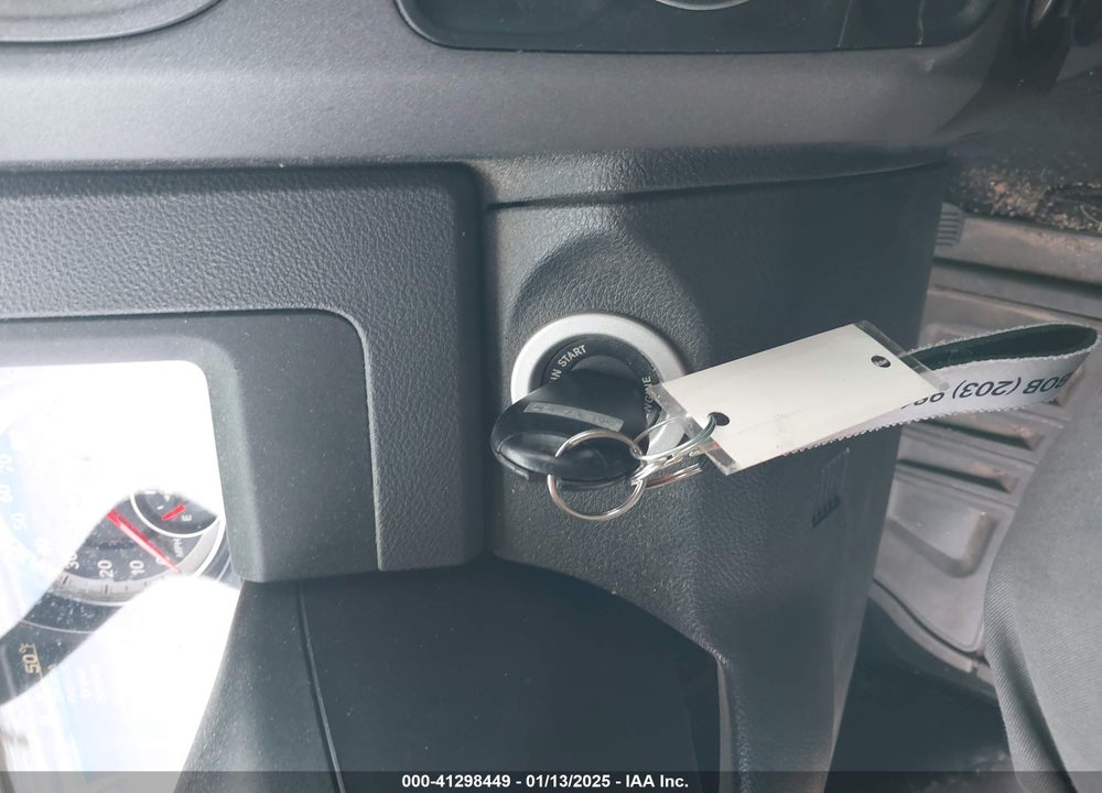 2015 RAM 1500 EXPRESS VIN: 1C6RR7FT3FS618604