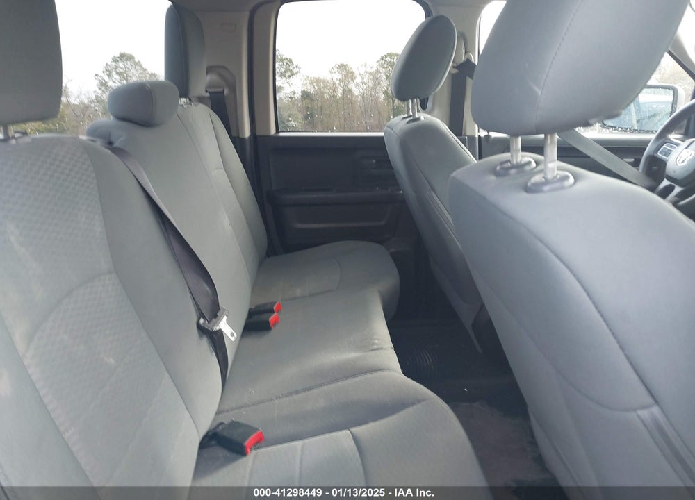 2015 RAM 1500 EXPRESS VIN: 1C6RR7FT3FS618604