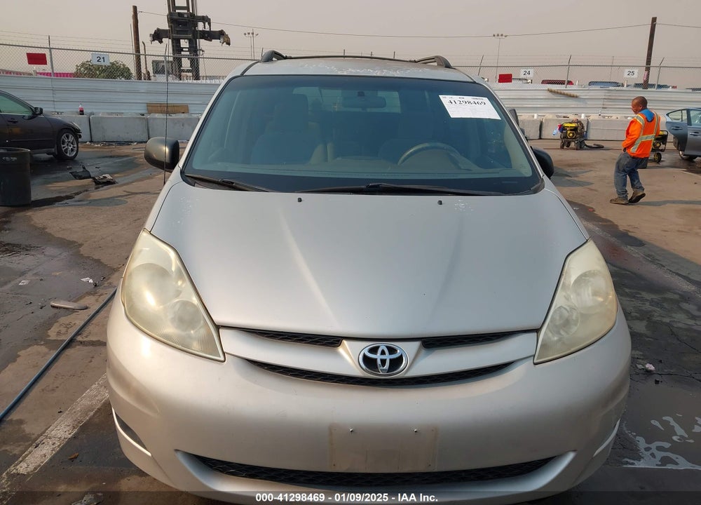 2006 TOYOTA SIENNA CE VIN: 5TDZA23C06S411748