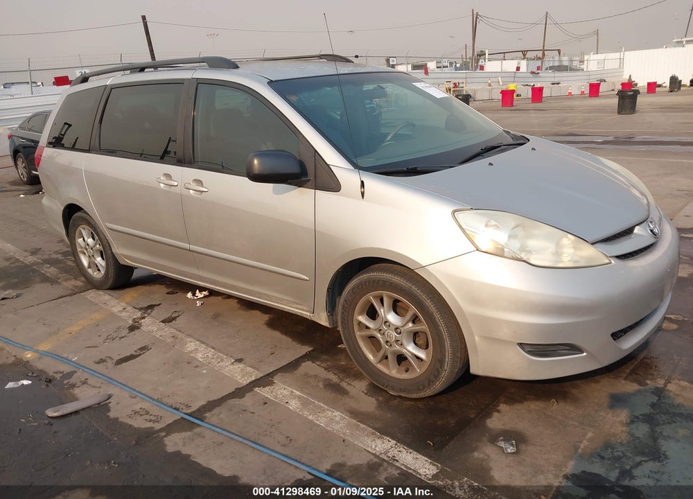2006 TOYOTA SIENNA CE VIN: 5TDZA23C06S411748