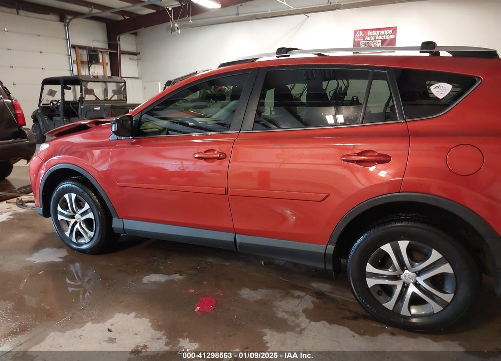 2016 TOYOTA RAV4 LE VIN: JTMZFREV4GJ082219