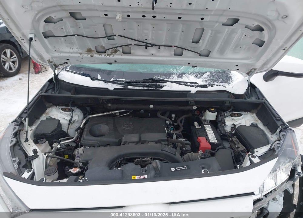 2019 TOYOTA RAV4 XLE VIN: 2T3P1RFV3KW024536