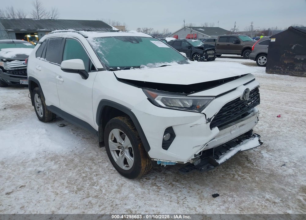 2019 TOYOTA RAV4 XLE VIN: 2T3P1RFV3KW024536