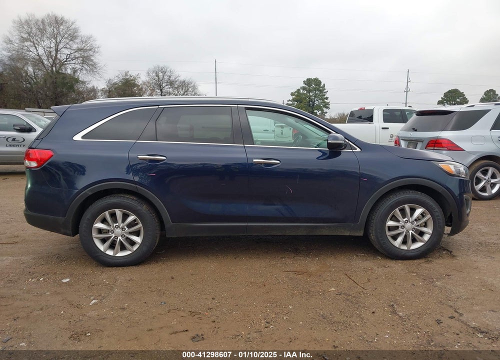 2016 KIA SORENTO 2.4L LX VIN: 5XYPG4A33GG181822