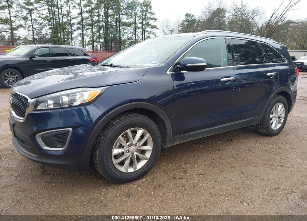 2016 KIA SORENTO 2.4L LX VIN: 5XYPG4A33GG181822