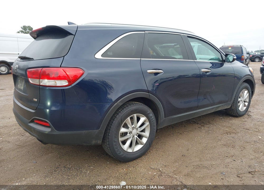 2016 KIA SORENTO 2.4L LX VIN: 5XYPG4A33GG181822