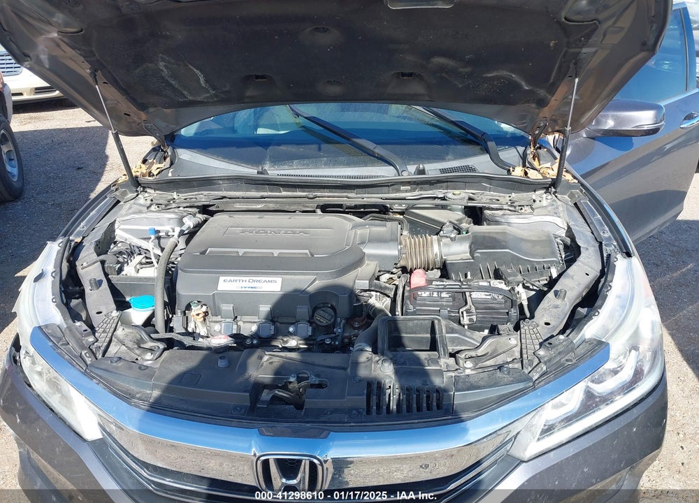 2016 HONDA ACCORD VIN: 1HGCR3F87GA017420