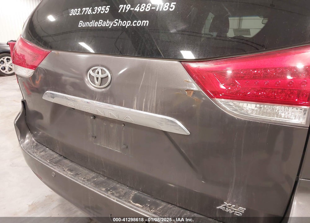 2011 TOYOTA SIENNA XLE LIMITED VIN: 5TDDK3DC1BS010103