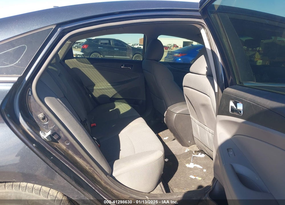 2014 HYUNDAI SONATA VIN: 5NPEB4AC2EH821806