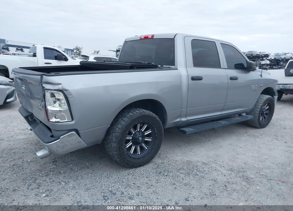 2019 RAM 1500 CLASSIC VIN: 1C6RR7KT7KS743055