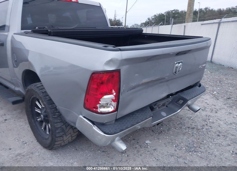 2019 RAM 1500 CLASSIC VIN: 1C6RR7KT7KS743055