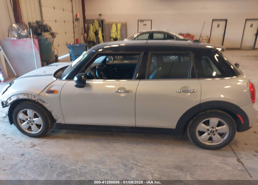 2018 MINI HARDTOP VIN: WMWXU1C50J2F79271