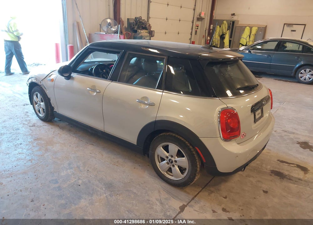 2018 MINI HARDTOP VIN: WMWXU1C50J2F79271