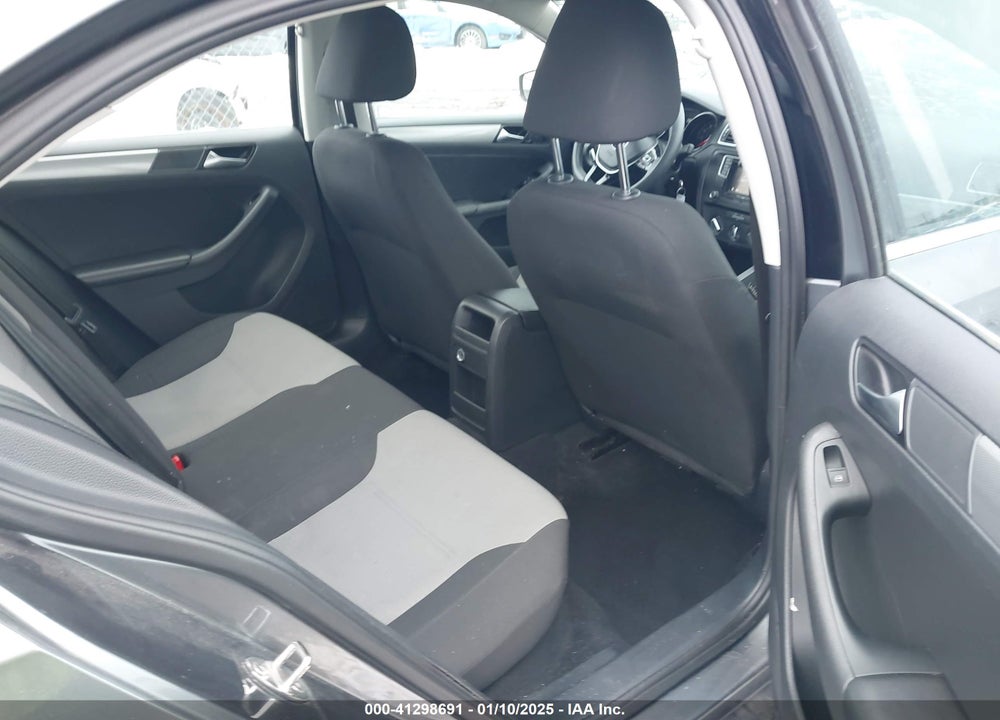 2017 VOLKSWAGEN JETTA VIN: 3VW167AJ2HM316394