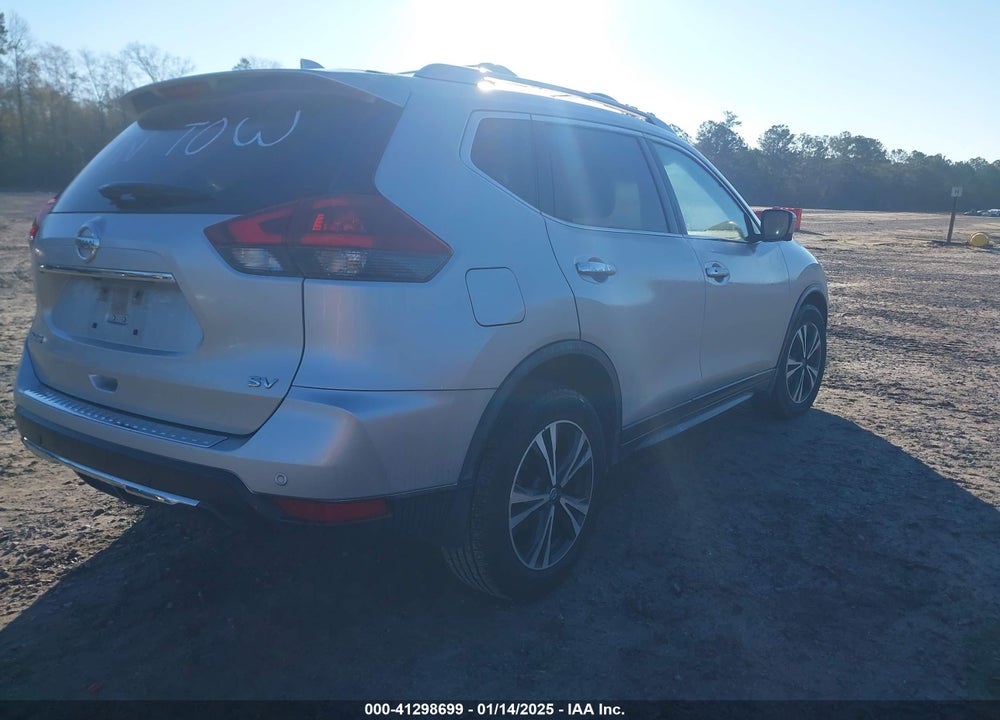 2020 NISSAN ROGUE SV FWD VIN: JN8AT2MT7LW006623