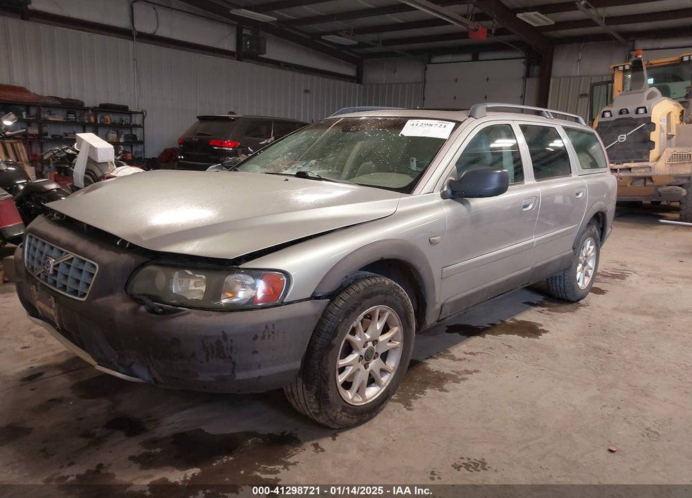 2004 VOLVO XC70 2.5T VIN: YV1SZ59H341158184