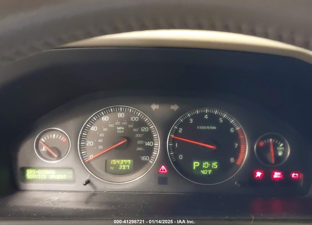 2004 VOLVO XC70 2.5T VIN: YV1SZ59H341158184
