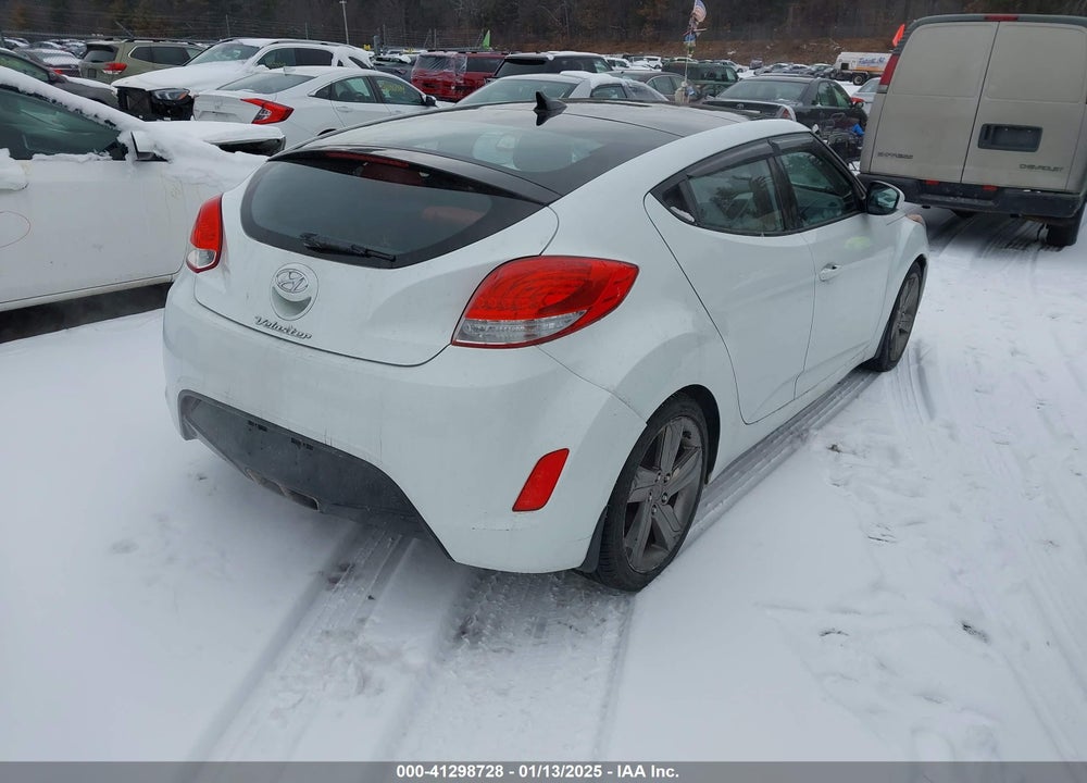 2012 HYUNDAI VELOSTER RED INT VIN: KMHTC6AD4CU067010