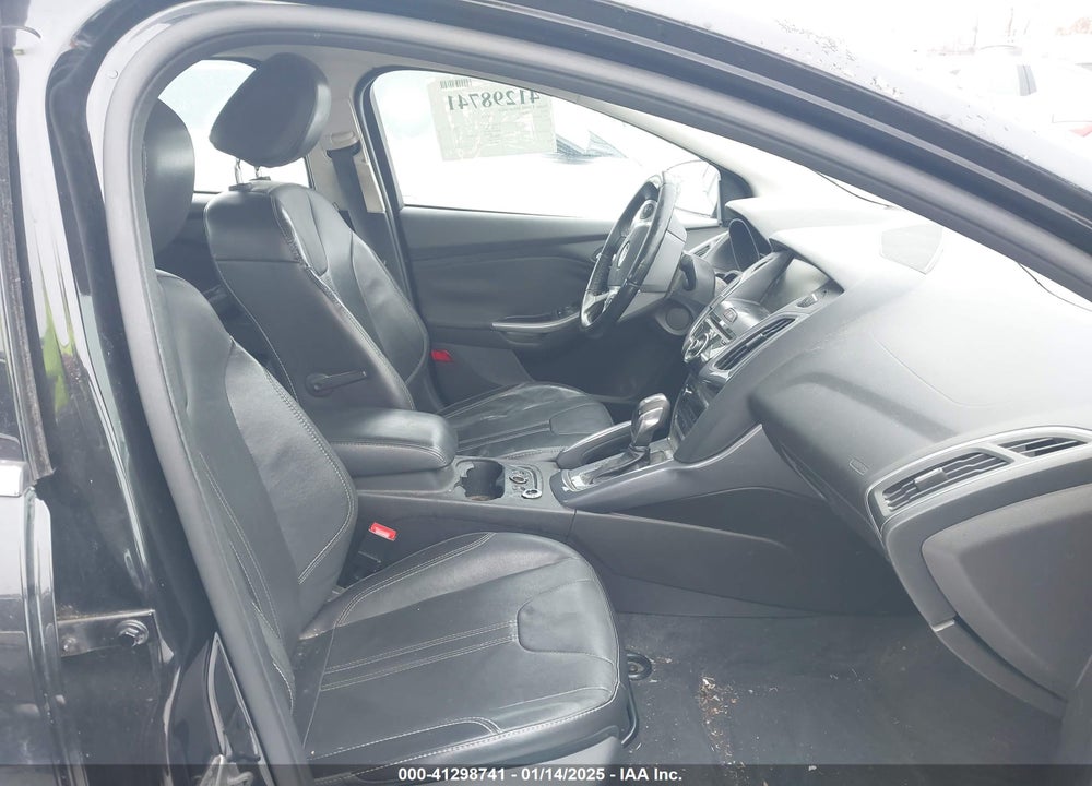 2013 FORD FOCUS VIN: 1FADP3J20DL380224
