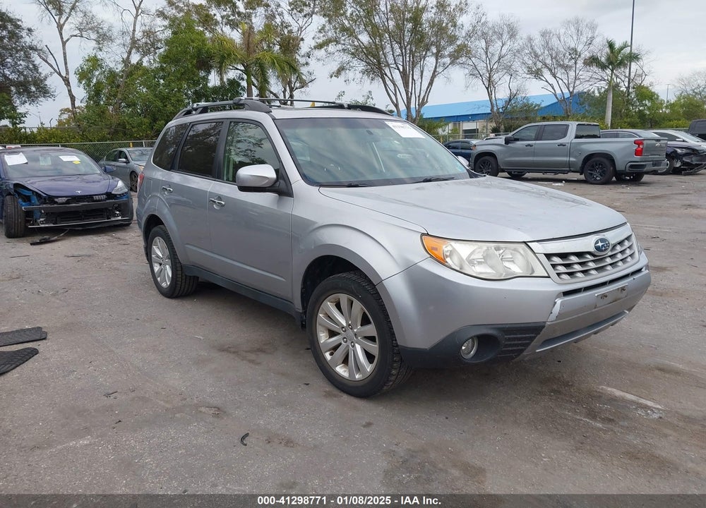 2013 SUBARU FORESTER 2.5X PREMIUM VIN: JF2SHADC0DH400757