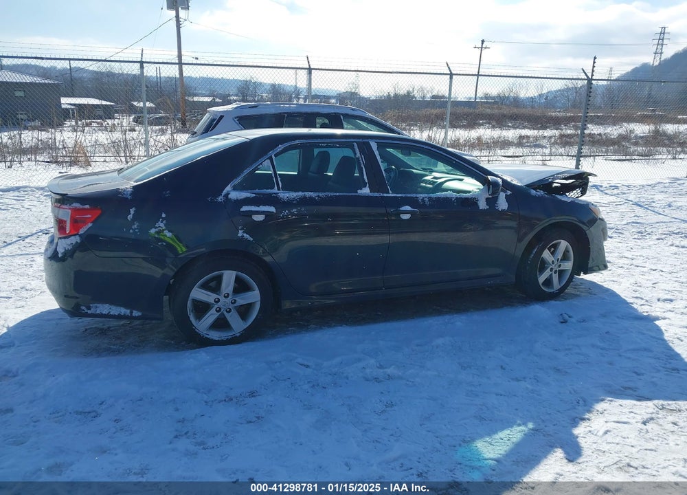 2014 TOYOTA CAMRY SE VIN: 4T1BF1FK7EU469099
